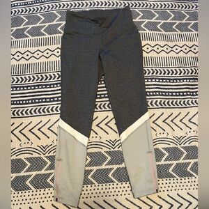 Old Navy Gray and White Athletic Leggings